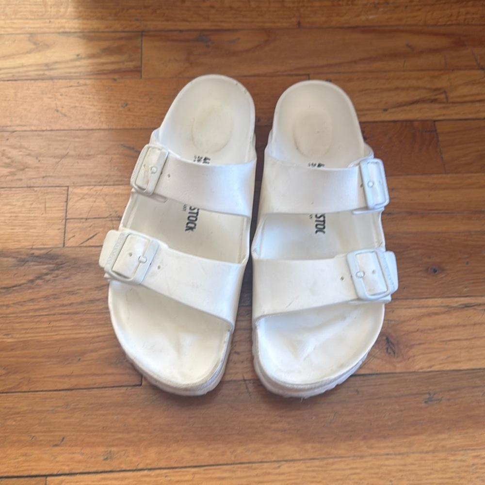 Birkenstock Arizona Eva Sandal in White, size 40